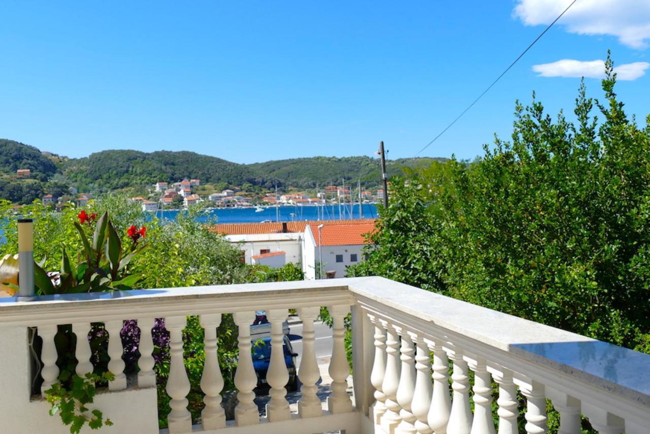 B&B Garni Stefi! Supetarska Draga Exterior photo