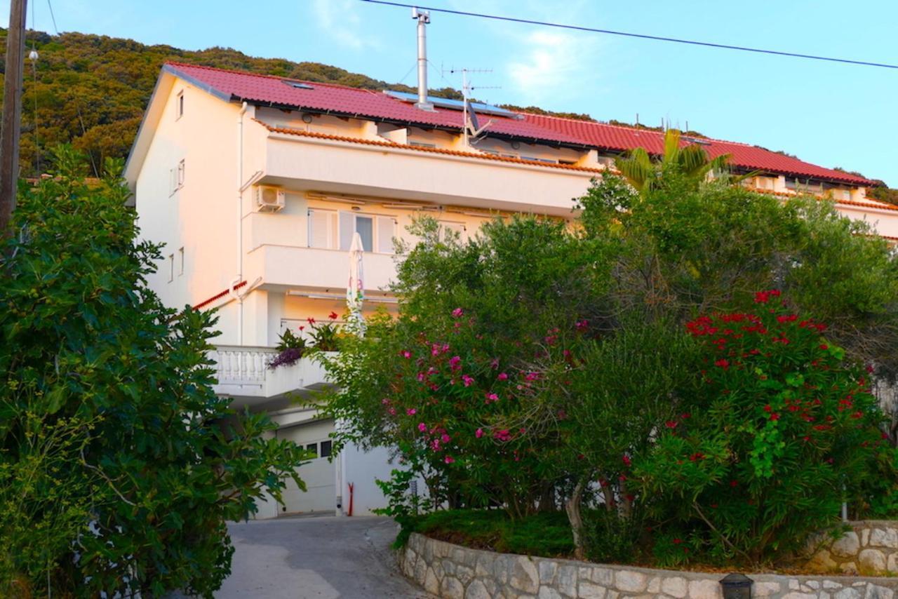 B&B Garni Stefi! Supetarska Draga Exterior photo